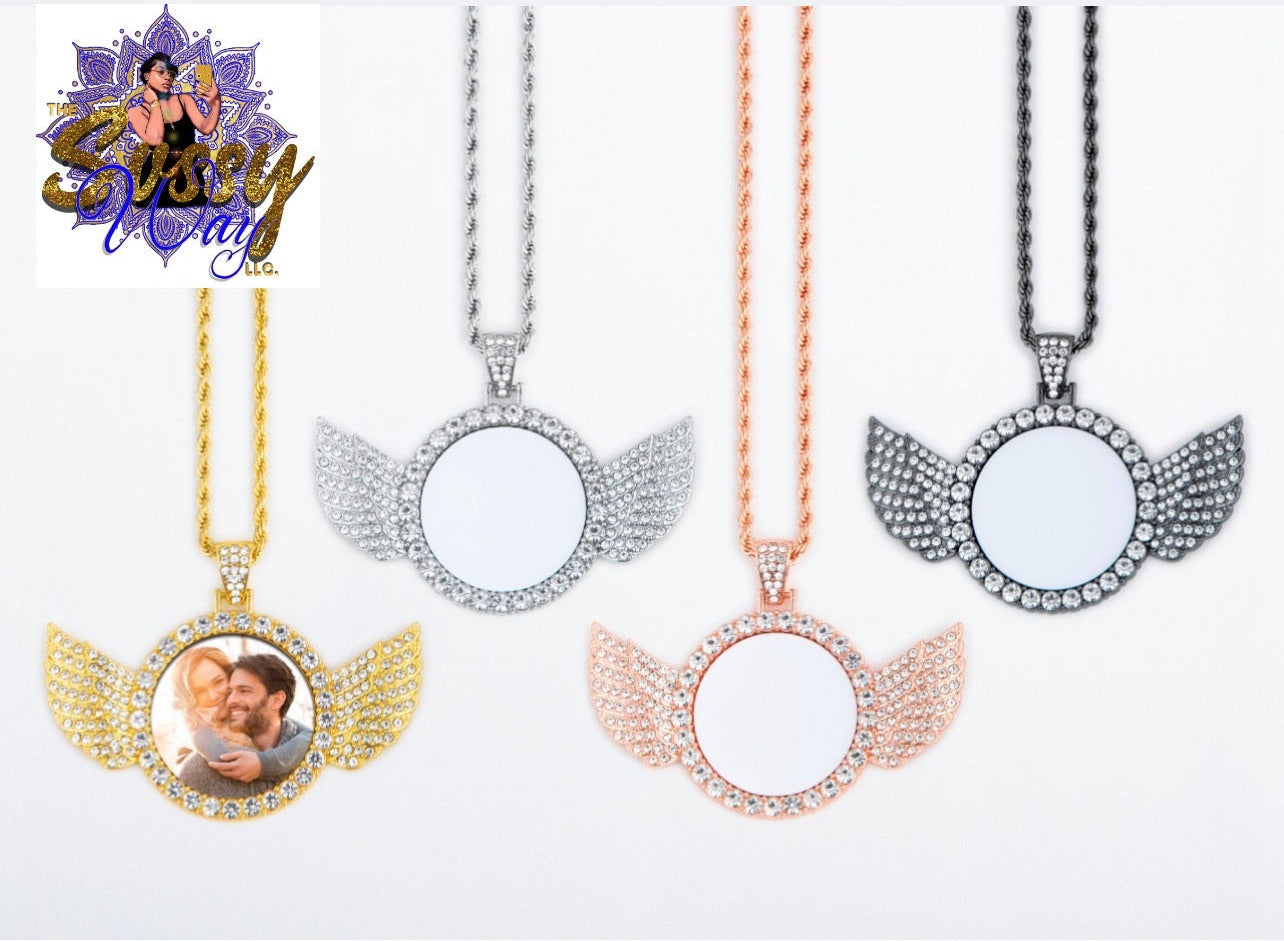 Personalized Circle Angel Wing Necklace 25mm