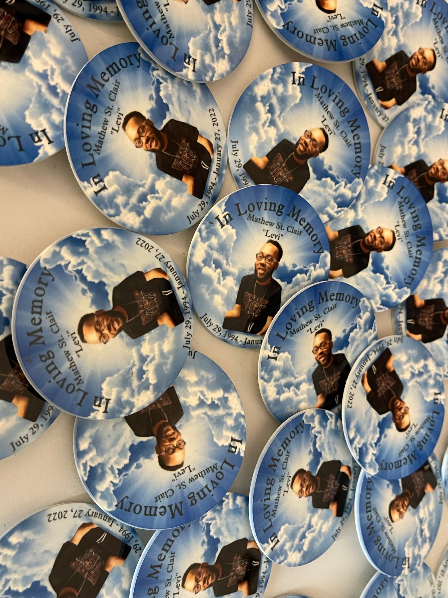 Memorial Buttons